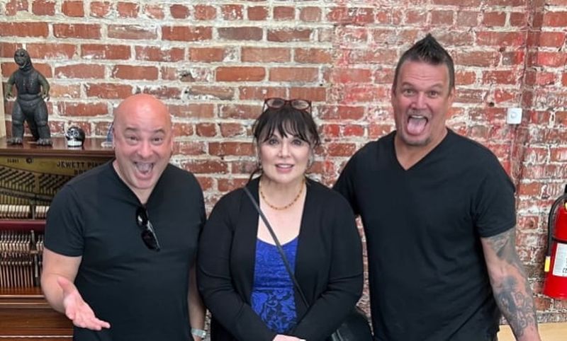 DISTURBED teams up with HEART’s ANN WILSON for video ‘Don’t Tell Me ...