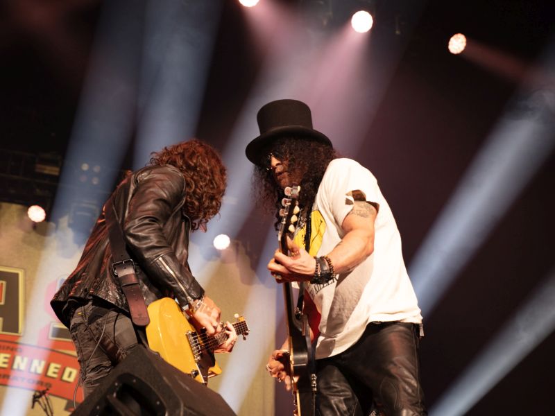 Slash Featuring Myles Kennedy & The Conspirators live in Ziggodome - 9 april 2024  (© Hans Lievaart)