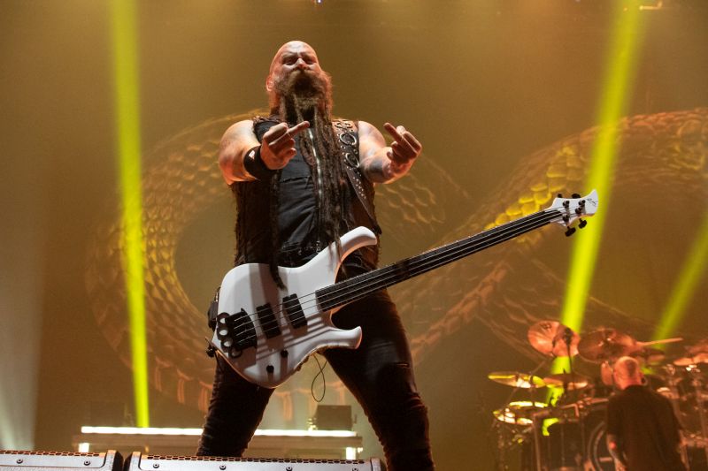 Five Finger Death Punch @ Afas Live, 19-06-2024-© Hans Lievaart