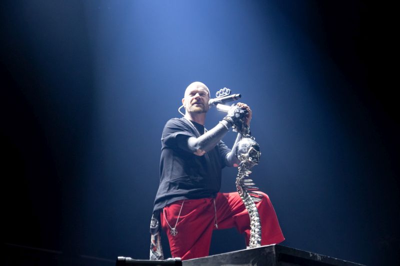 Five Finger Death Punch @ Afas Live, 19-06-2024-© Hans Lievaart