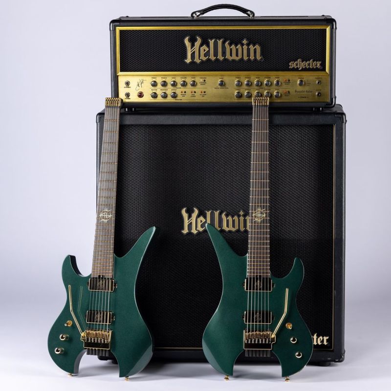 202412_News_Schechter_Synyster Gates Custom 7-TR Headless LH.Oak Green Metallic.04