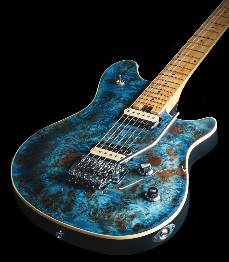 202501_news_Peavey_NewGear_HP2_Poplar_Burl_Blue