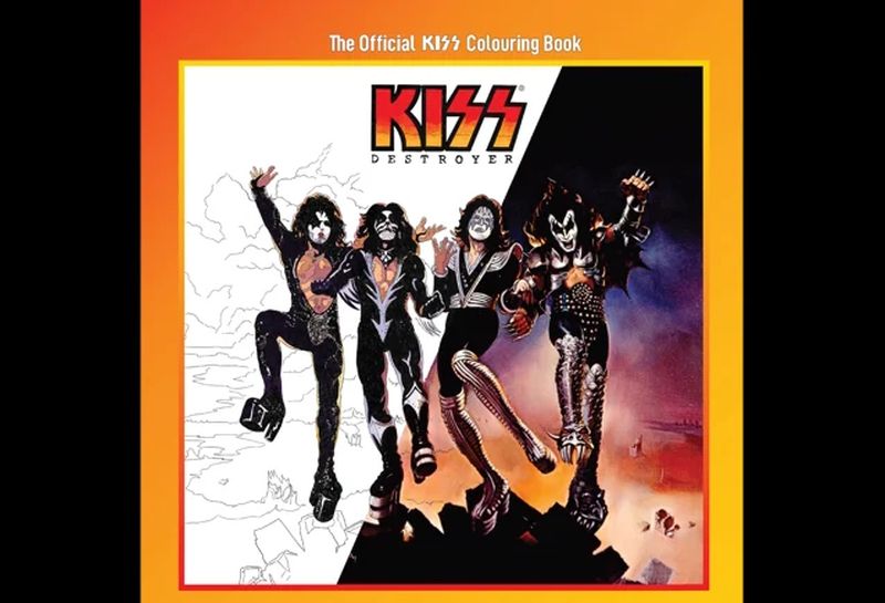 202502_News_Kiss Coloring book1