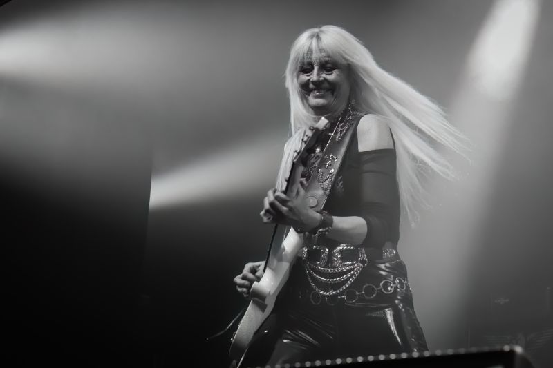 Girlschool - 013 - Tilburg - 2 maart 2025 - © Walter Sterkenburg