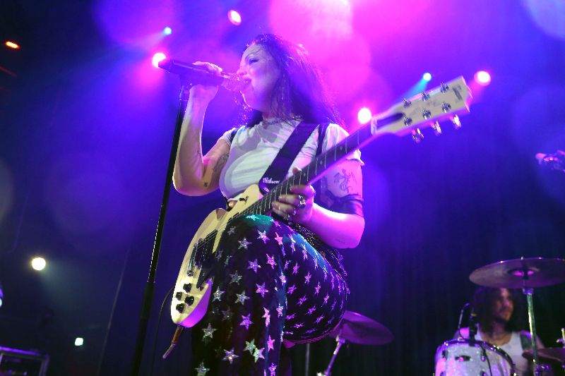 Kelsy Karter & The Heroines in Effenaar, Eindhoven - 2 juli 2025 - © Peter Bulkmans