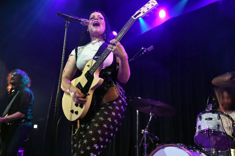 Kelsy Karter & The Heroines in Effenaar, Eindhoven - 2 juli 2025 - © Peter Bulkmans