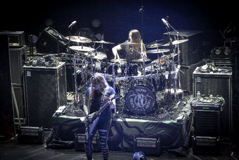 Nervosa op Thrash Of The Titans in TivoliVredenburg, Utrecht- 26 oktober 2025 - © Tim Biesterveld