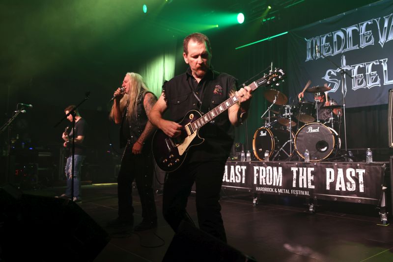 Medieval Steel - © Peter Bulkmans