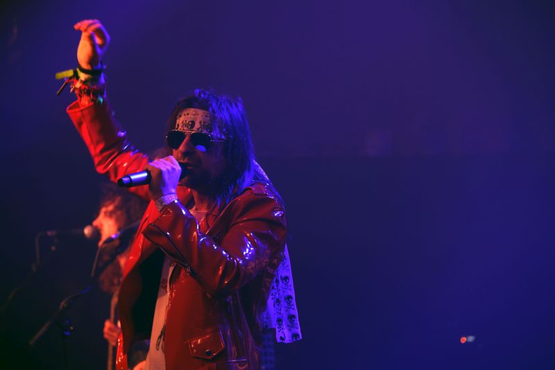 Savage Grace - © Peter Bulkmans