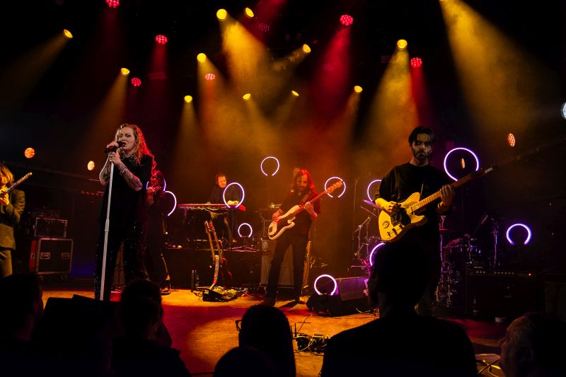 Anneke van Giersbergen in 013 Next, Tilburg - 12  april 2026