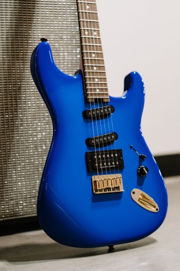 202604_news_Charvel- Jake E Lee Signature Pro-Mod San Dimas Style 1 HSS HT RW (3)