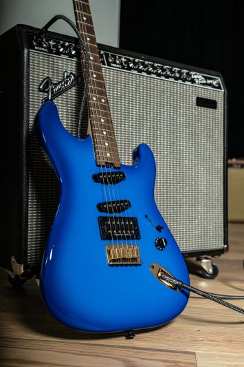 202604_news_Charvel- Jake E Lee Signature Pro-Mod San Dimas Style 1 HSS HT RW (8)