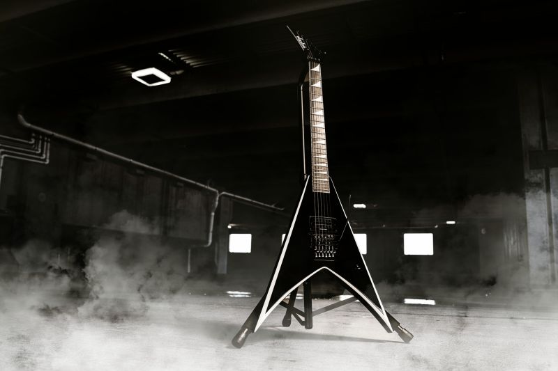 2020605_news_Jackson Guitars-Limp Bizkit_Wes Borland2