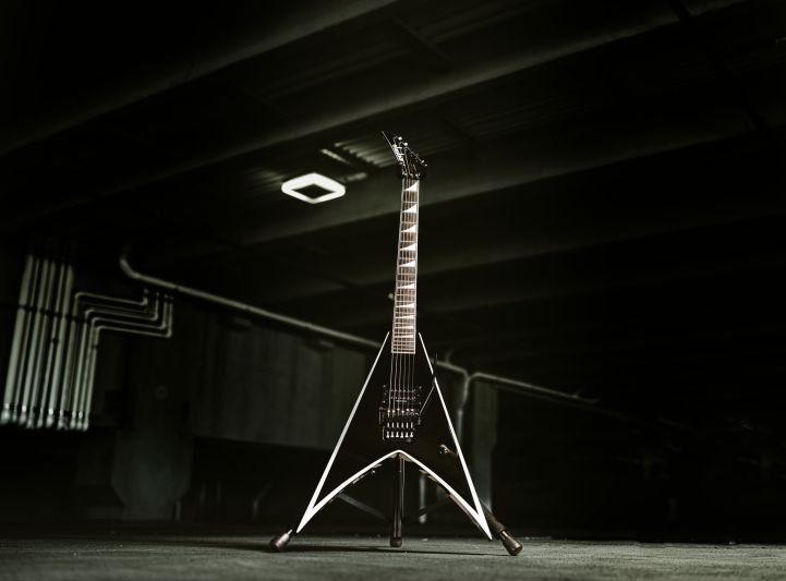 202605_news_Jackson Guitars-Wes Borland (6)