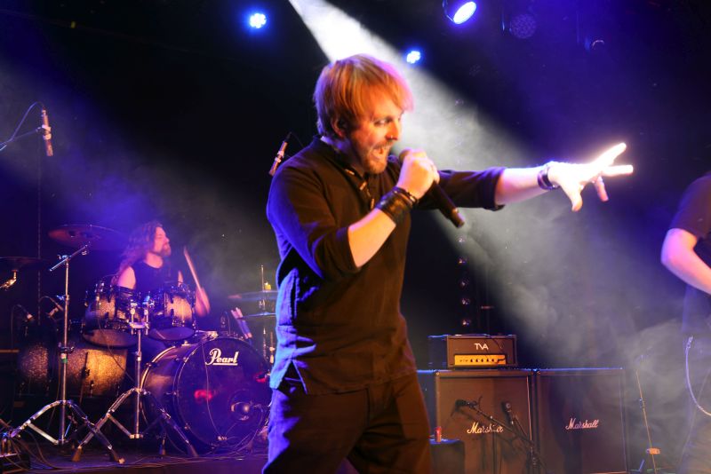 Famyne op Hell On Air - © Peter Bulkmans