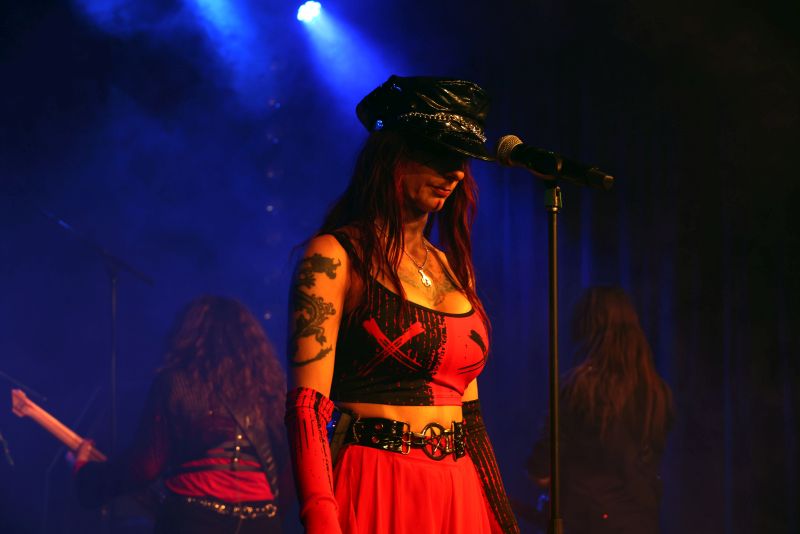 Liv Sin op Hell On Air - © Peter Bulkmans