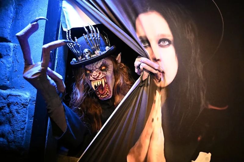 202609_news_Ozzy Osbourne-Universal Studios-Haunted House4