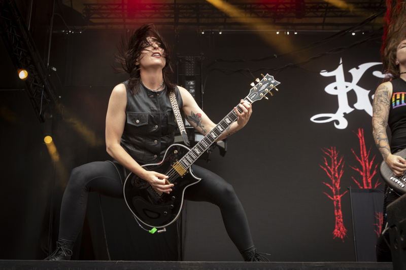 Kitty op Dynamo Metal Fest 2026 - © Hans Lievaart